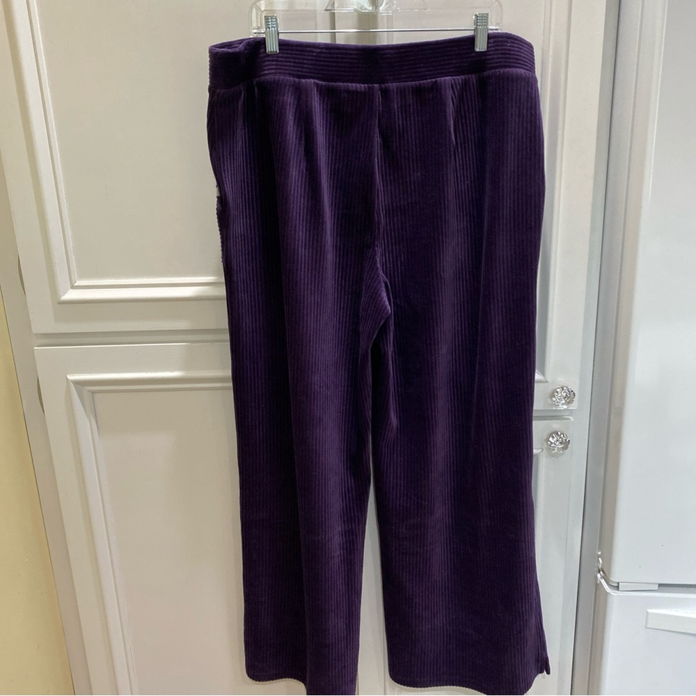Set of 2 -Talbots Ribbed Knit Wide Leg Pull-On Joggers in Cream & Deep Purple - Picture 7 of 15